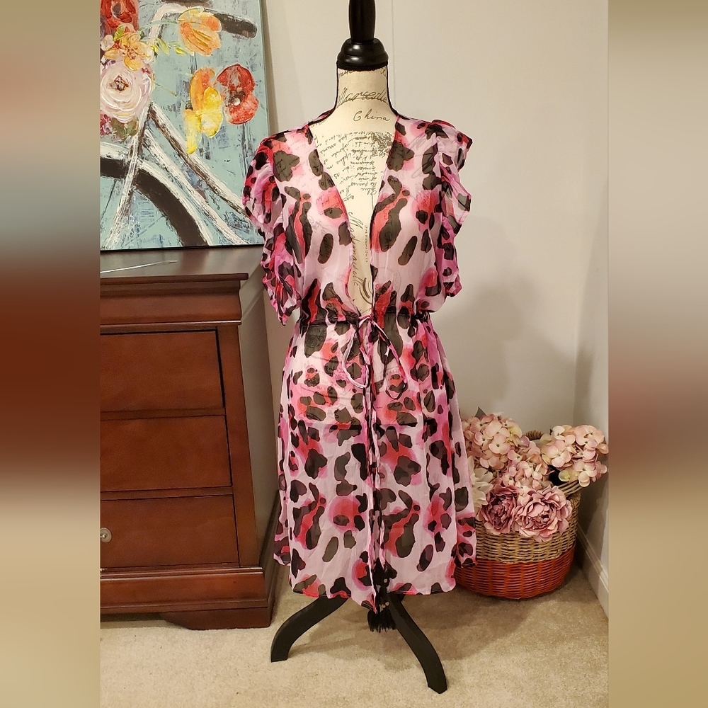 Free Press Pink Leopard Print Swimcoverup Has Long Belt With Tassels One Size.